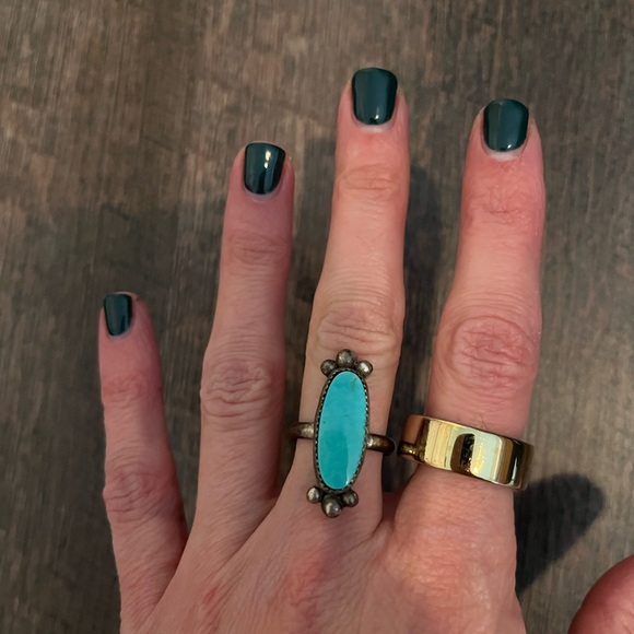 Vintage sterling silver authentic Turquoise Oval Ring size 7 - Picture 2 of 2